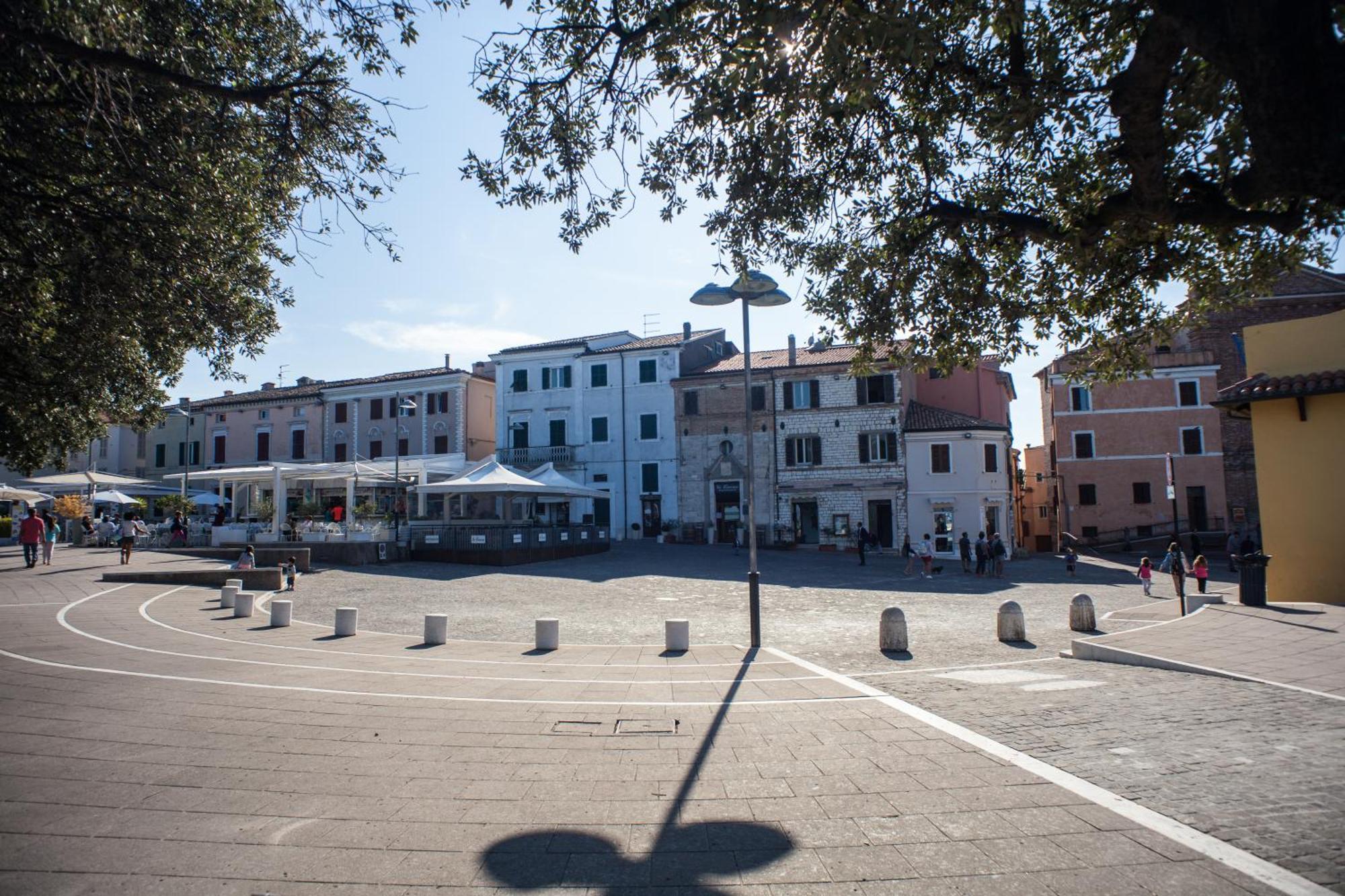 Hotel Alemar Sirolo Esterno foto